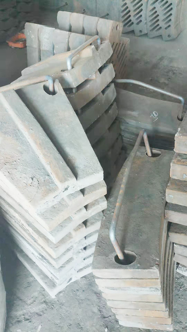 ��ĥ�C(j��)�r��ĺ�(ji��n)�ν�B