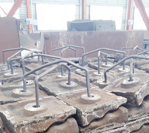 ��ĥ�C�r��İ��b���E